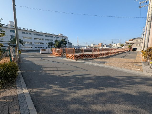 パークライフ武庫之荘8丁目の前面道路含む現地写真