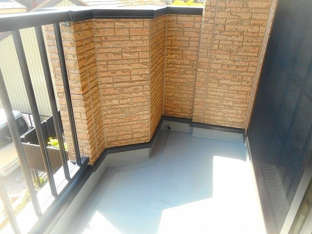 ネオサイトⅡのバルコニー