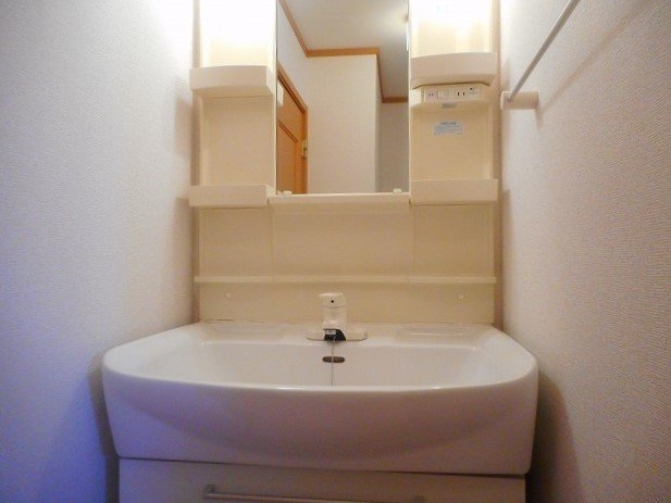 ネオサイトⅡの洗面所