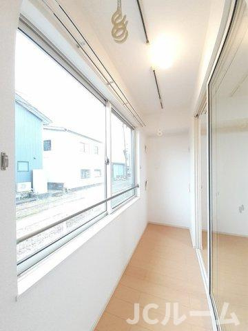 ミドルビレッジヒロ７Ａのバルコニー