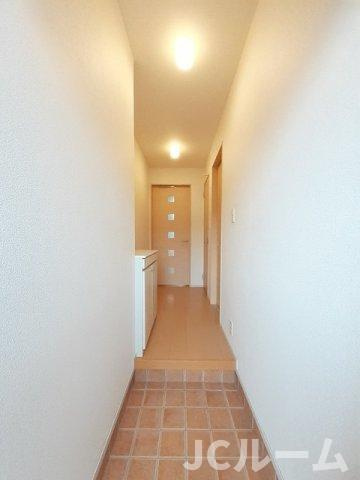 ミドルビレッジヒロ７Ａの玄関