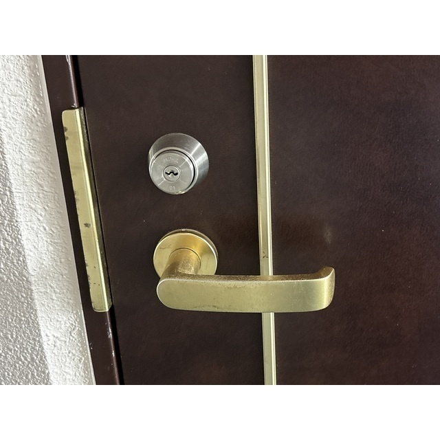 リエス館林の玄関