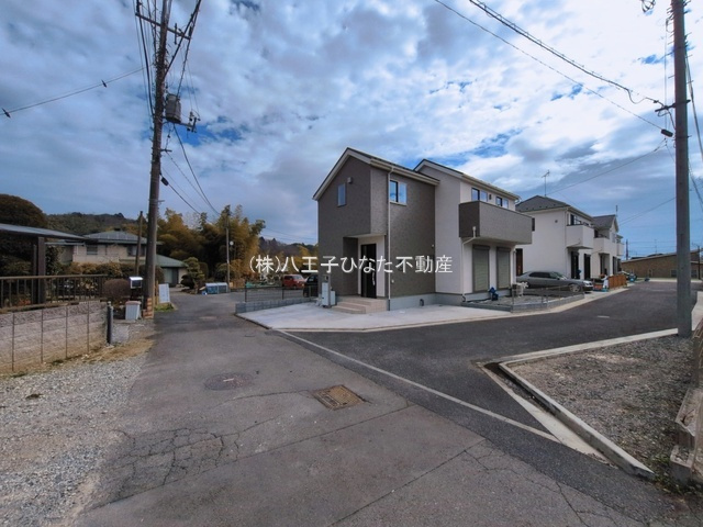 祝成約　八王子市　川口町　新築戸建て　１期の前面道路含む現地写真|～仲介手数料無料☆八王子ひなた不動産～八王子市川口町　新築戸建て