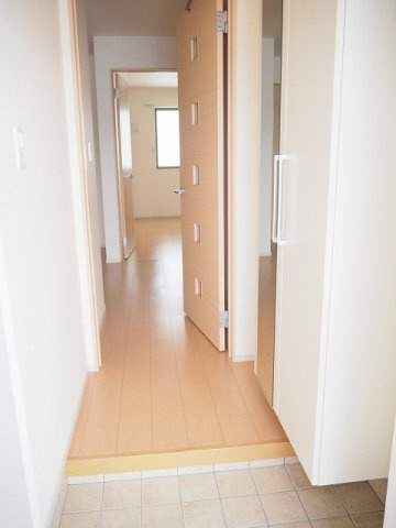 ニューバンブスの玄関