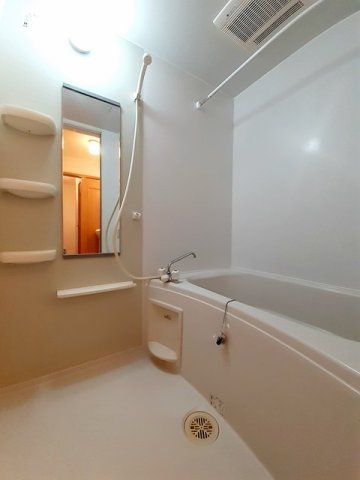 ピエタ・フィリアーレ椿　Ｂの浴室