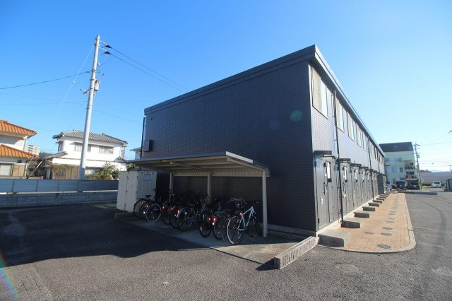 レオパレスフローラⅠのその他|備品や設備仕様は号室等により異なります現地をご確認下さい。