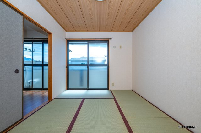 ルピナス風間の和室