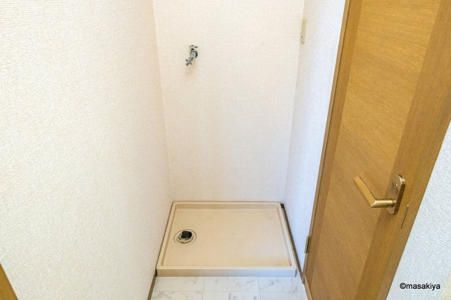 ルピナス風間の洗面所