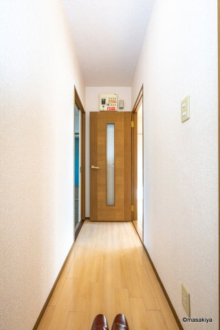 ルピナス風間の玄関