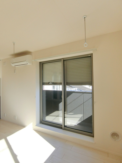 ベル武蔵関の設備|★雨でも洗濯物を干せる室内物干しフック付きです★