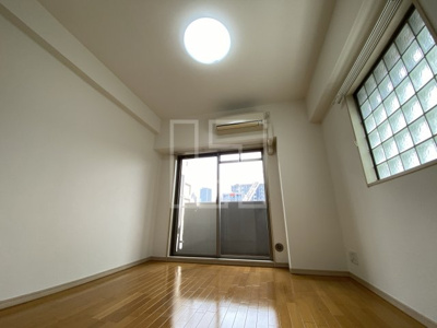 【居間・リビング】 | CITY SPIRE靭公園 | CITY SPIRE靭公園（シティスパイア靭公園）　洋室