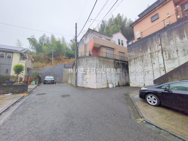 祝成約　八王子市　片倉町　中古戸建の前面道路含む現地写真|～仲介手数料無料☆八王子ひなた不動産～八王子市片倉町　中古戸建