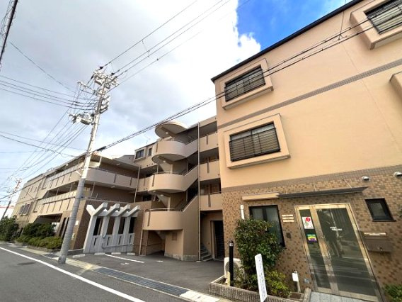 エリム摩耶の外観