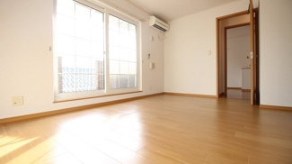 【居間・リビング】 | サンリットブルック | おしゃれな居間です