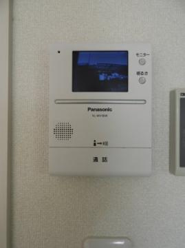 アーバンライフ庭瀬のセキュリティ|カメラ付インターホン