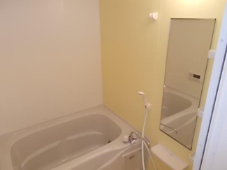 【浴室】 | プラナス　Ｂ | コンパクトで使いやすいお風呂です