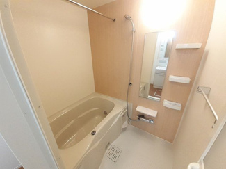 【浴室】 | コーシンアール　Ａ | 落ち着いた空間のお風呂です