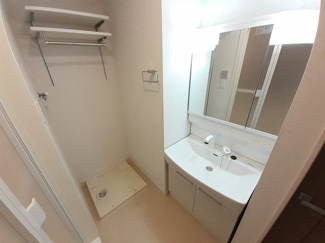 【洗面所】 | エピナール土浦２ | 広い洗面スペース