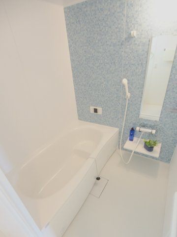ガーデン高取の浴室