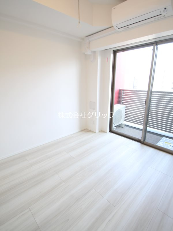 クラリッサ大通り公園の洋室