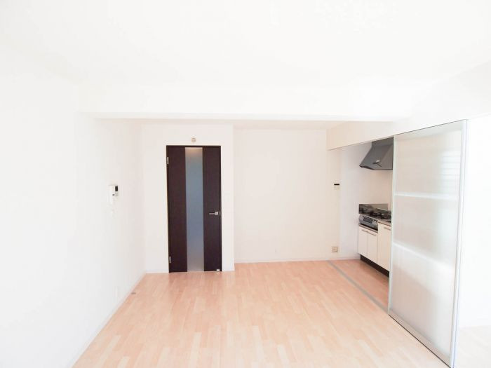 フローラメゾン大橋の居間・リビング