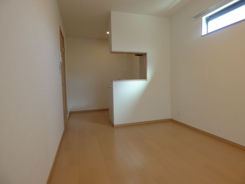 シャイネクス松戸上本郷の居間・リビング