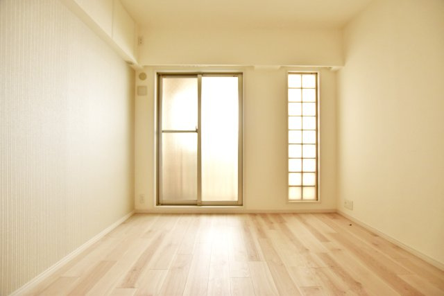 テラス千里・桃山台の洋室|洋室約6.2帖