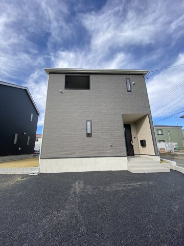 【いわき市泉町滝尻第9】　新築戸建　1号棟　※必ずもらえる選べるキャンペーン実施中！の外観|一緒に理想の住まいを見つけましょう！（＾＾）
お住まいの相談だけでなく、地域の事についても是非お気軽に尋ねてください！
お問い合わせは不動産プラスまで☆

