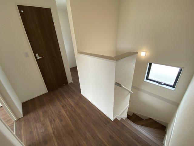 ◆ご成約特典として人気家電プレゼント中♪◆　いわき市小名浜燈籠原 　8号棟のその他|内装は落ち着いています