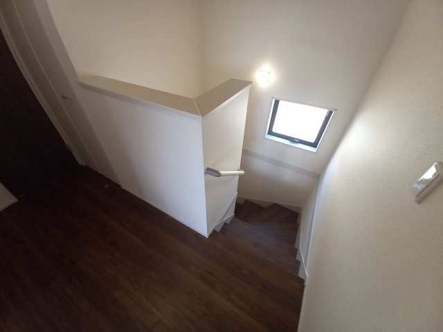 ■完成！内覧可能！12/15価格変更！■　いわき市小名浜燈籠原 　5号棟の内装|内装は落ち着いています