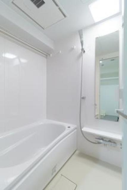 ＬＡ　ＲＥＩＮＡ　ＩＣＨＩＧＡＹＡ　ＫＡＧＡＣＨＯの浴室|※写真は同タイプ住戸です。