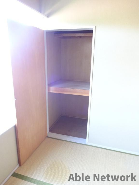 メゾン第一Aの収納|４．５帖和室収納！