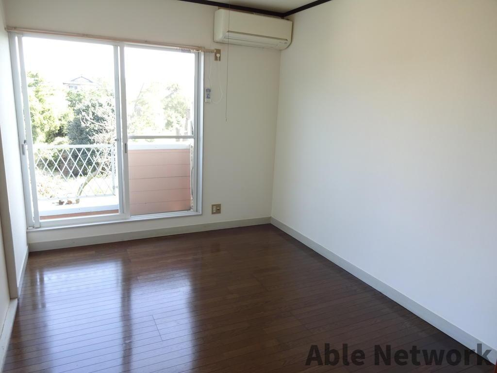 メゾン第一Aの居間・リビング|おしゃれなリビングです