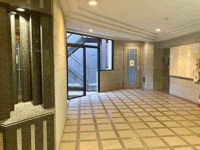 【ロビー】 | コスモ千葉グレイスヒルズ | ゆとりのあるロビーです