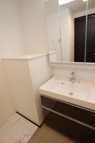 プレジオ東三国の独立洗面台