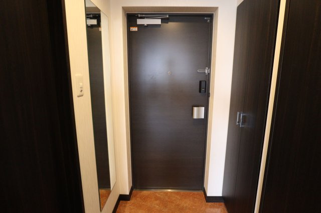 プレジオ東三国の玄関