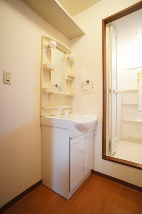 グランバリエ横倉の洗面所