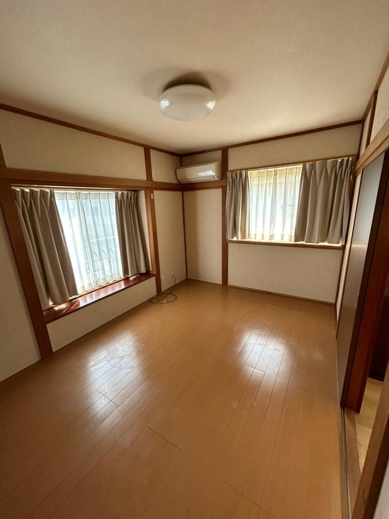 飯能市中山　中古戸建の洋室