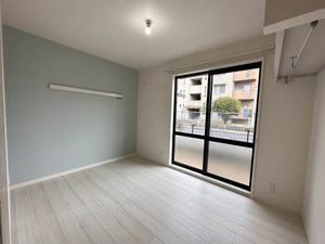 パル今福の洋室