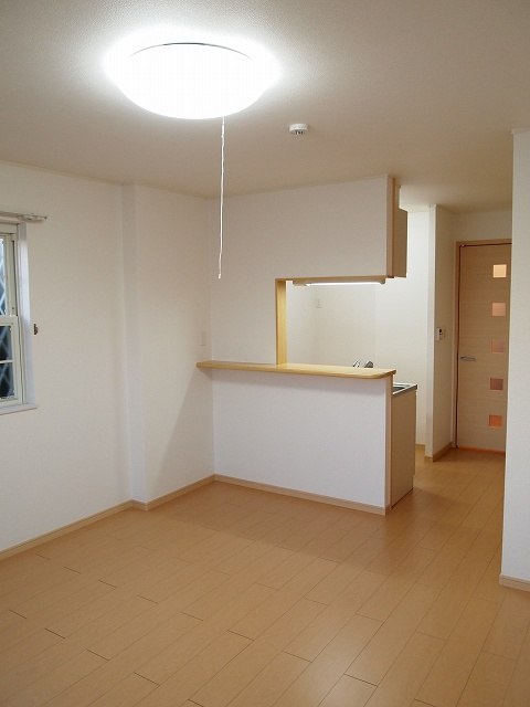 モデルノ デーアの内装|別部屋反転間取のお写真になります。参考にご覧くださいませ。