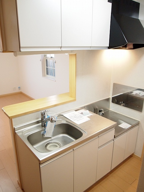 モデルノ デーアのキッチン|別部屋反転間取のお写真になります。参考にご覧くださいませ。