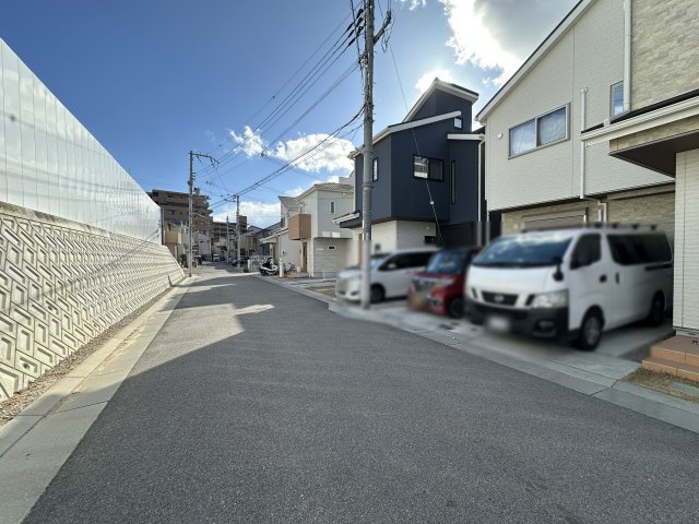 神戸市西区伊川谷町有瀬戸建の前面道路含む現地写真