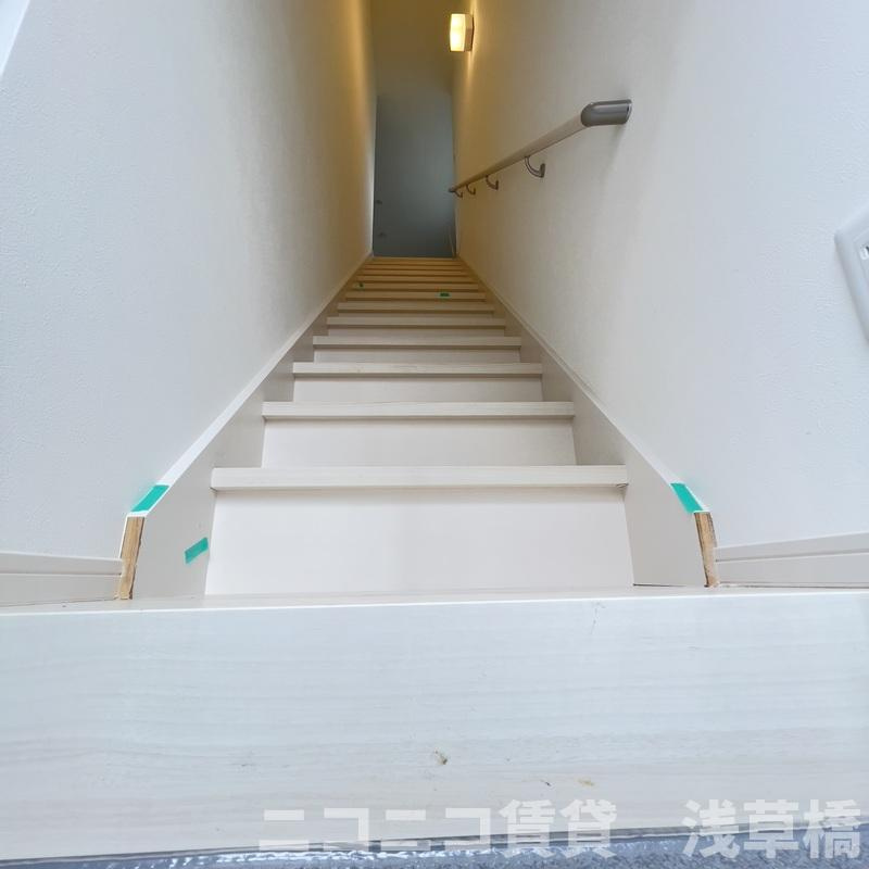 MELDIA四ツ木Ⅳの玄関