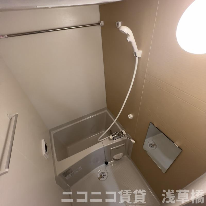 MELDIA四ツ木Ⅳの浴室