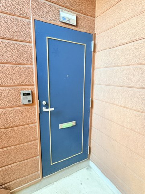 【玄関】 | プラドール　C棟 | きれいな玄関です