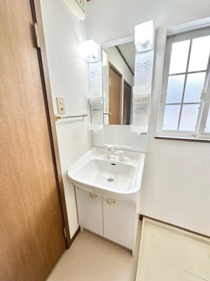 【洗面所】 | ヴィラサンライズ | 脱衣スペースもあります