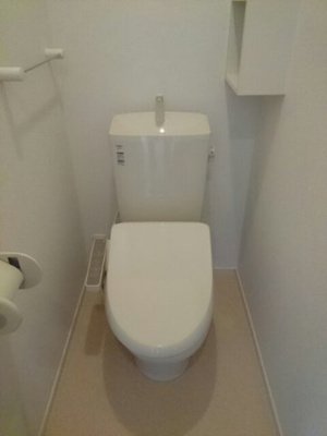 【トイレ】 | グラースⅠ | 落ち着いた色調のトイレです