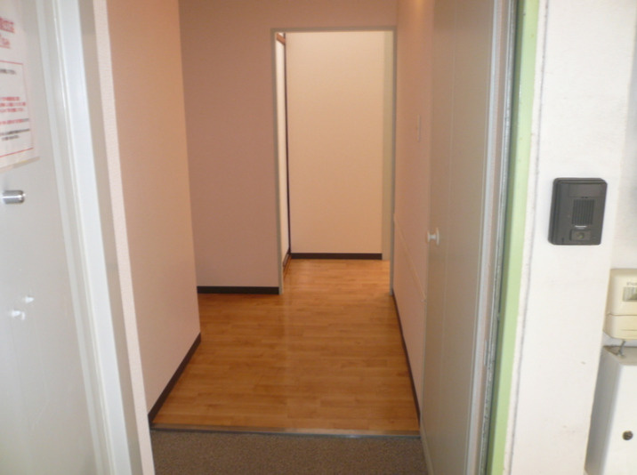芦屋浜高層（高浜）2号棟の玄関