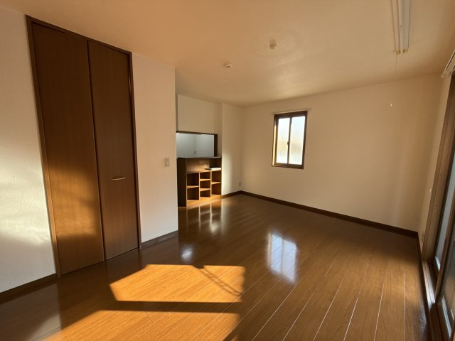 アゼリア大善の居間・リビング