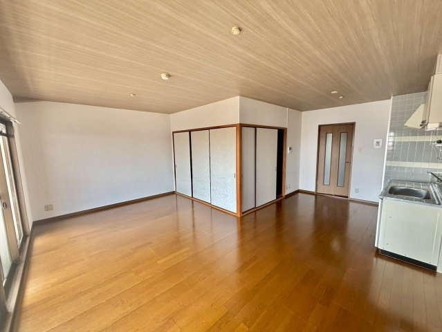 ヴィラ・プリマベーラの居間・リビング